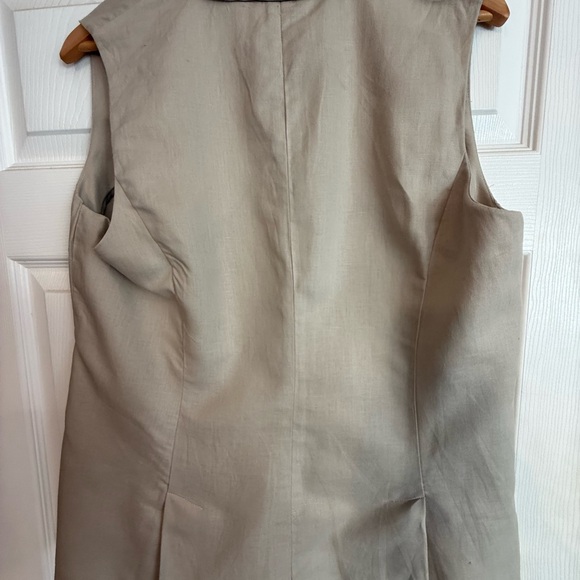 Women's Tan Vest - Picture 2 of 5
